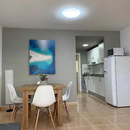 Oasis Fuerteventura Beach 3* קורלחו